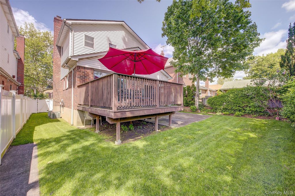 69-29 166th Street, Fresh Meadows, NY 11365 — photo 4