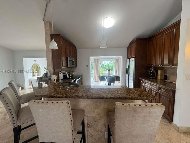 332 NW 47th Ave, Deerfield Beach, FL 33442