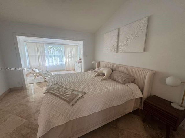 332 NW 47th Ave, Deerfield Beach, FL 33442