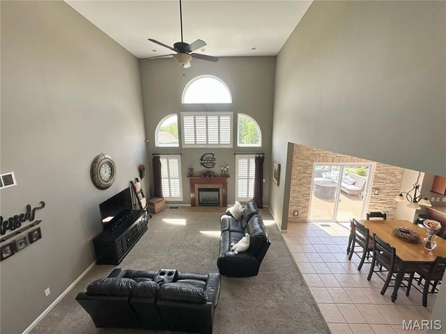 724 Autumnwood Forest Drive, Lake St Louis, MO 63367