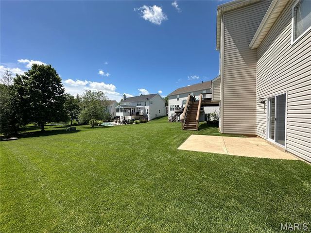 724 Autumnwood Forest Drive, Lake St Louis, MO 63367