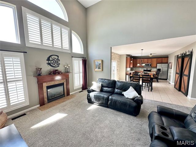 724 Autumnwood Forest Drive, Lake St Louis, MO 63367