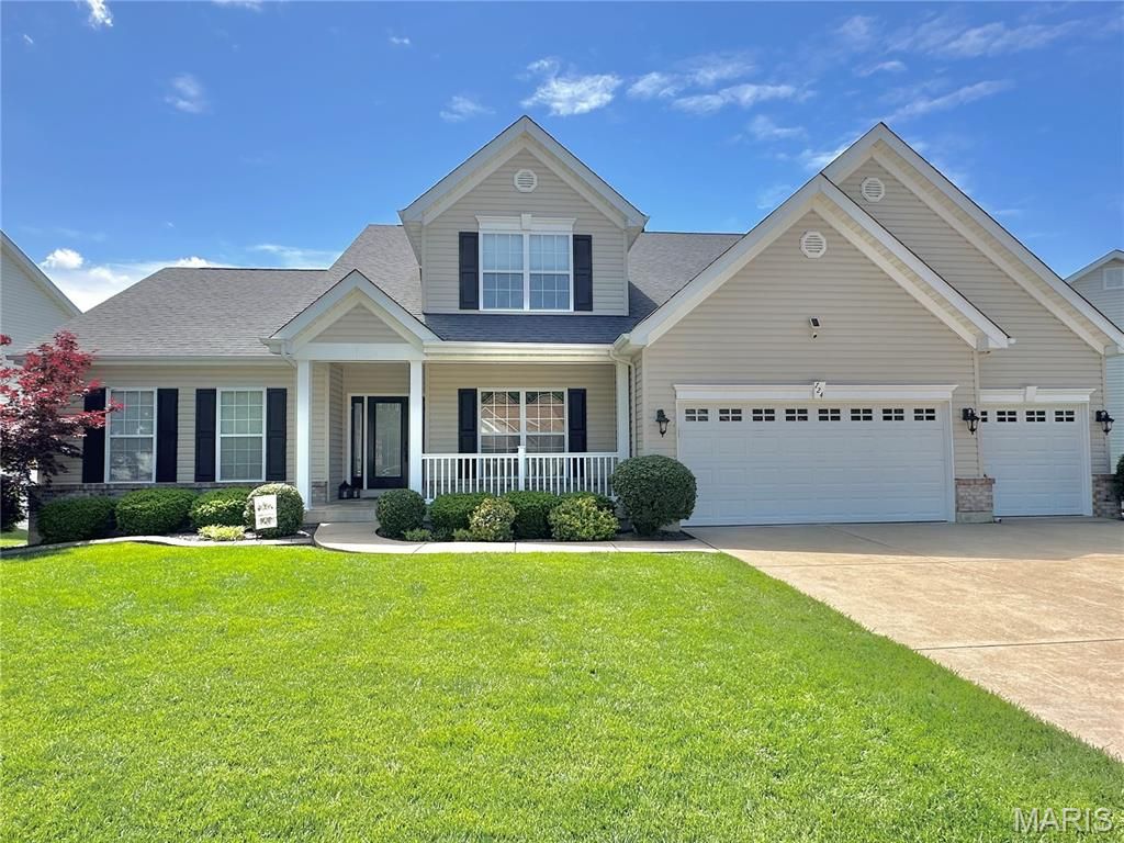 724 Autumnwood Forest Drive, Lake St Louis, MO 63367