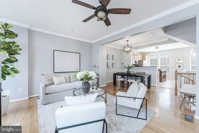 2772 MANHATTAN PL, Vienna, VA 22180