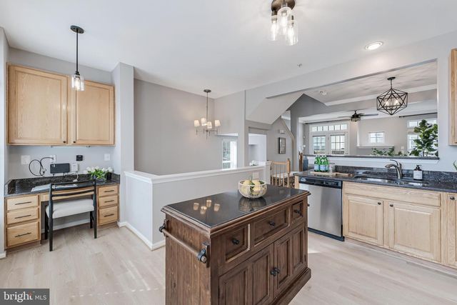 2772 MANHATTAN PL, Vienna, VA 22180