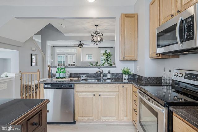 2772 MANHATTAN PL, Vienna, VA 22180