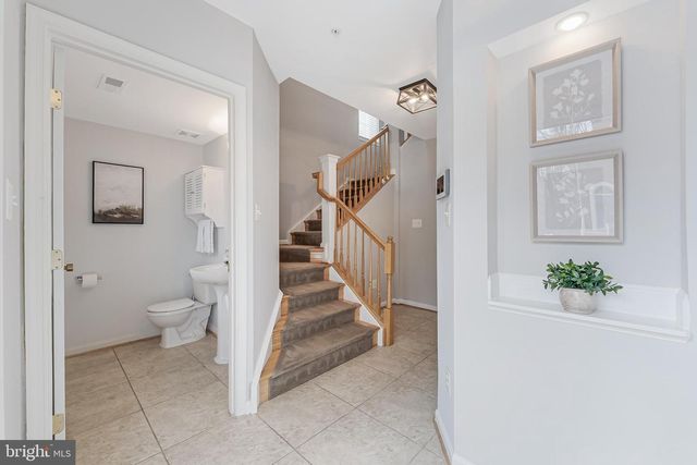 2772 MANHATTAN PL, Vienna, VA 22180