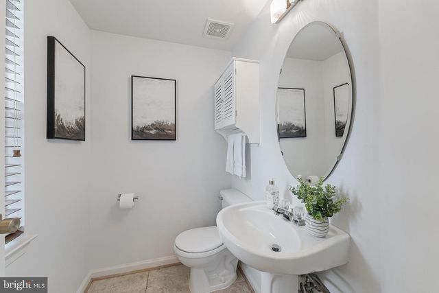 2772 MANHATTAN PL, Vienna, VA 22180