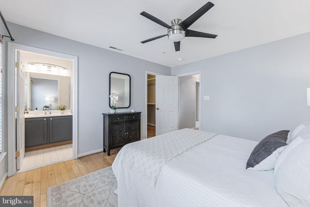 2772 MANHATTAN PL, Vienna, VA 22180