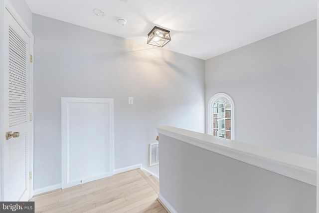 2772 MANHATTAN PL, Vienna, VA 22180