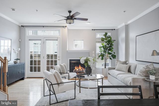 2772 MANHATTAN PL, Vienna, VA 22180