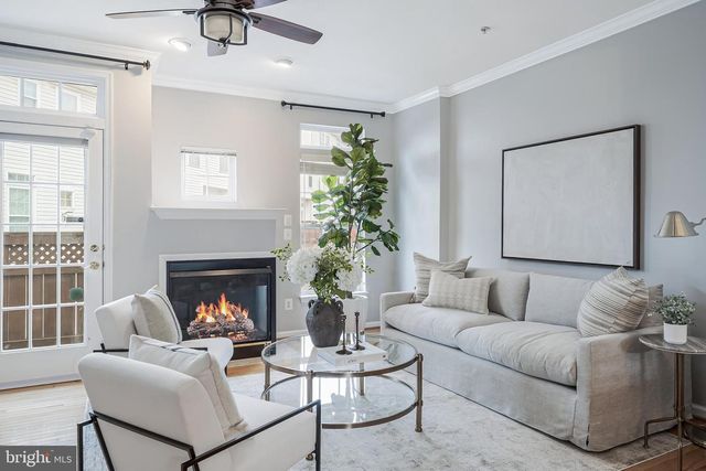 2772 MANHATTAN PL, Vienna, VA 22180