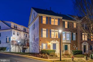 2772 MANHATTAN PL, Vienna, VA 22180