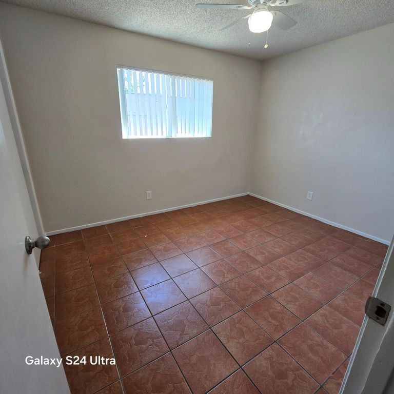 Image 11 of property listing at 500 E Clark Street, Madera, CA 93638