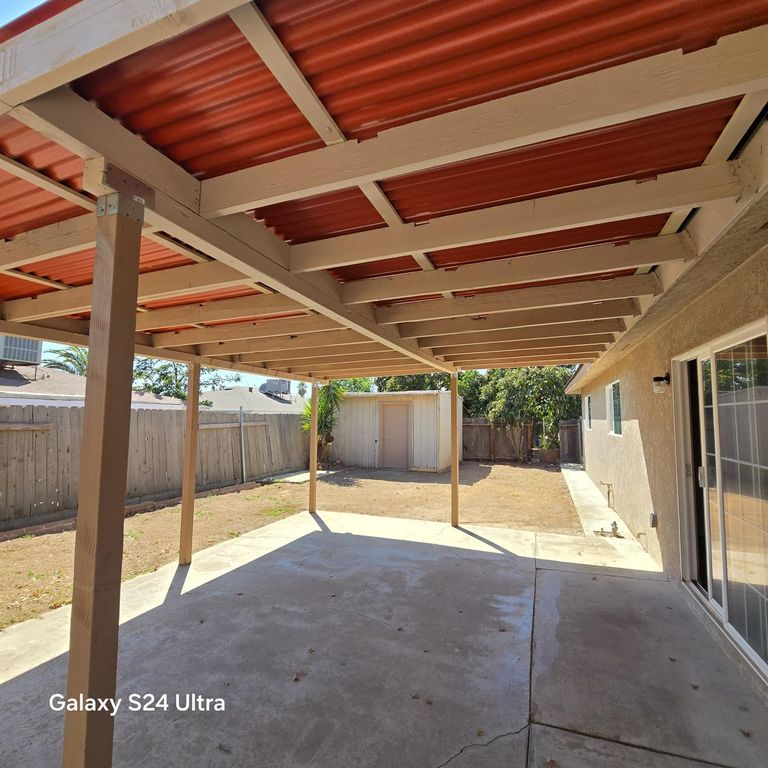 Image 15 of property listing at 500 E Clark Street, Madera, CA 93638