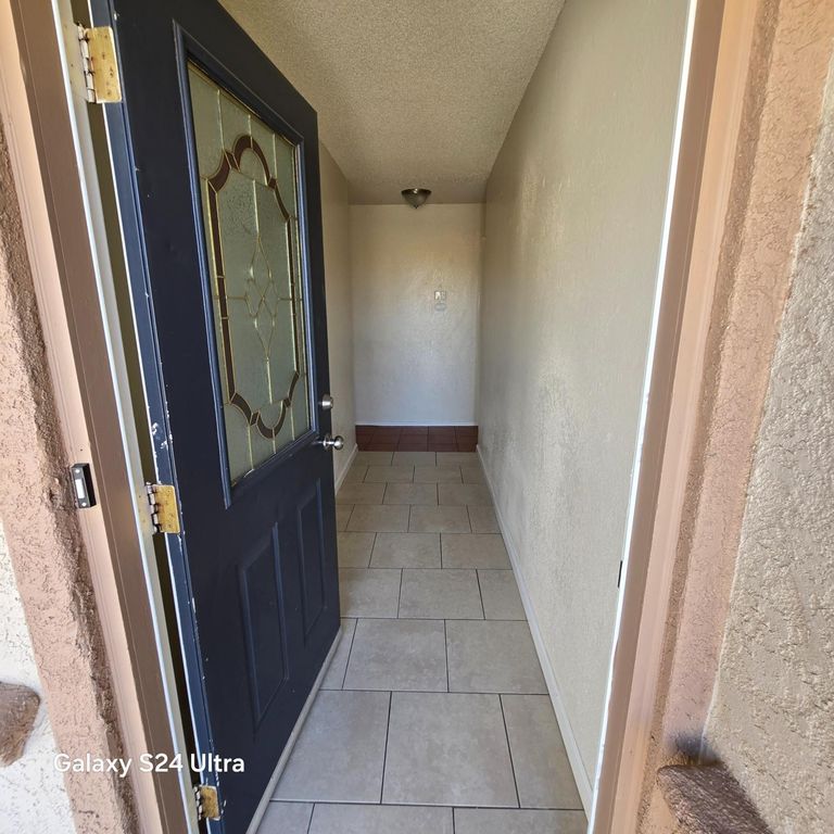 Image 2 of property listing at 500 E Clark Street, Madera, CA 93638