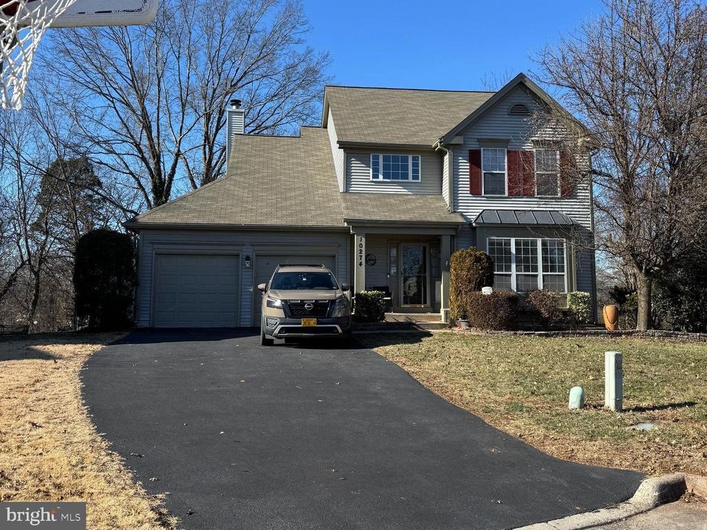 10274 RACQUET CIR, Manassas, VA 20110