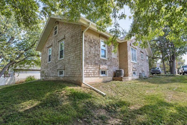 800 9th AVENUE, Union Grove, WI 53182