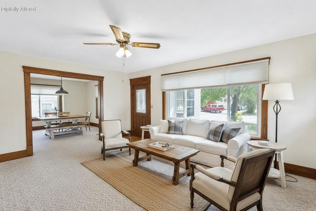 800 9th AVENUE, Union Grove, WI 53182