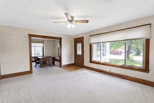 800 9th AVENUE, Union Grove, WI 53182