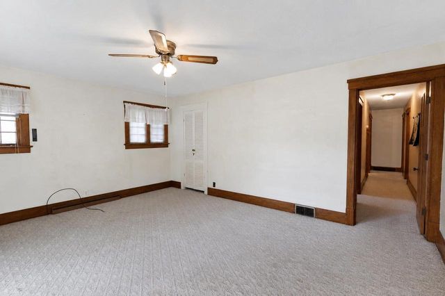 800 9th AVENUE, Union Grove, WI 53182