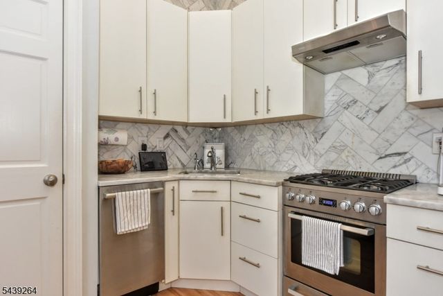 295 Bloomfield Ave C9, Montclair Twp., NJ 07042