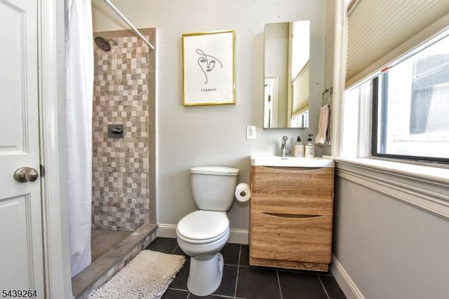 295 Bloomfield Ave C9, Montclair Twp., NJ 07042