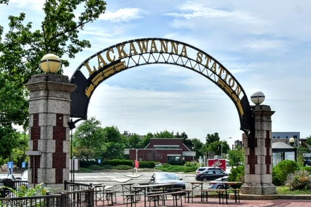 295 Bloomfield Ave C9, Montclair Twp., NJ 07042