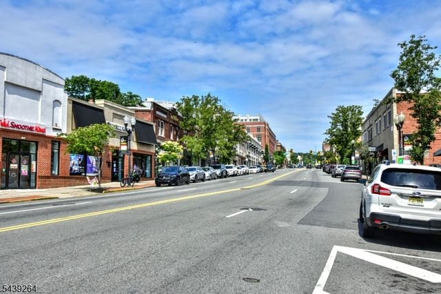 295 Bloomfield Ave C9, Montclair Twp., NJ 07042