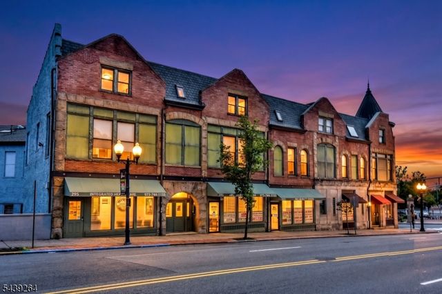 295 Bloomfield Ave C9, Montclair Twp., NJ 07042
