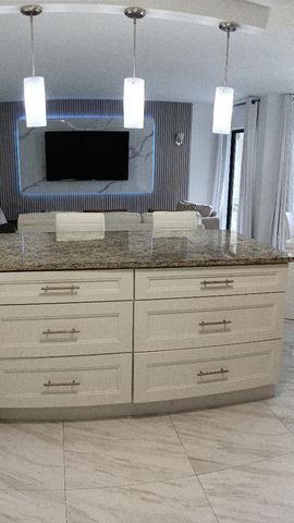 5749 Camino Del Sol 202, Boca Raton, FL 33433