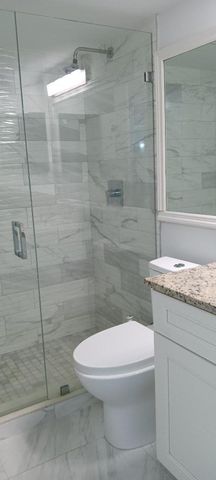 5749 Camino Del Sol 202, Boca Raton, FL 33433