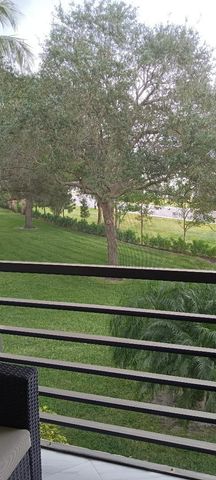 5749 Camino Del Sol 202, Boca Raton, FL 33433