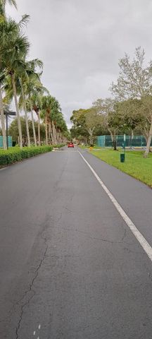 5749 Camino Del Sol 202, Boca Raton, FL 33433