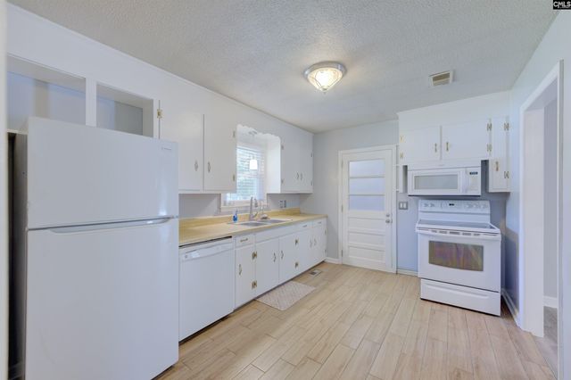 2610 Riverland Drive, Cayce, SC 29033