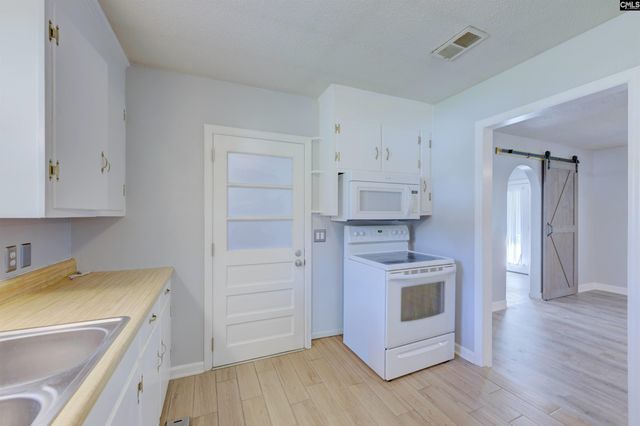 2610 Riverland Drive, Cayce, SC 29033