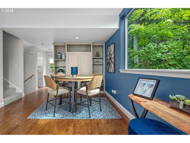4465 GOLDEN Ln, Lake Oswego, OR 97035
