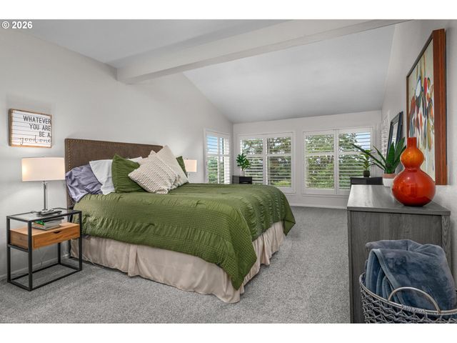 4465 GOLDEN Ln, Lake Oswego, OR 97035