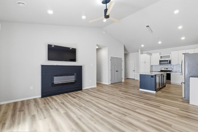 3022 41st Avenue S, Moorhead, MN 56560