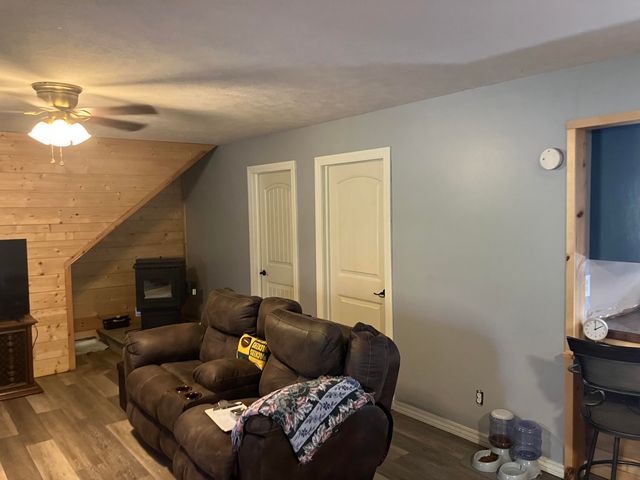 740 E 13th Street, Cassville, MO 65625