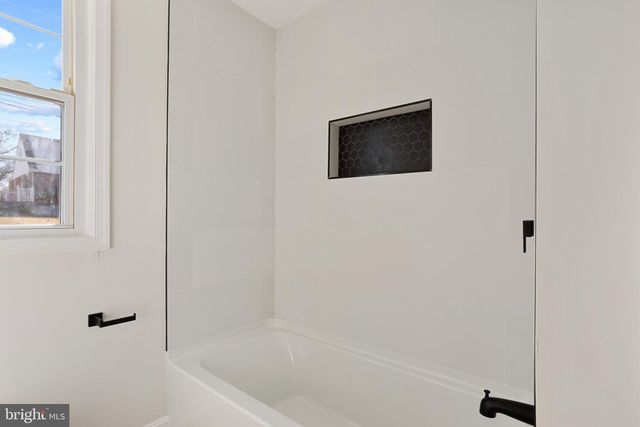 1817 HANFORD RD, Rosedale, MD 21237