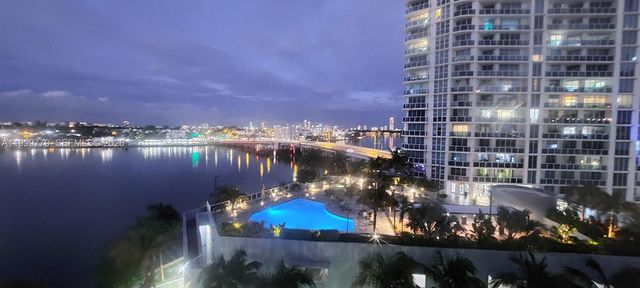 1865 79th St Cswy 8E, North Bay Village, FL 33141