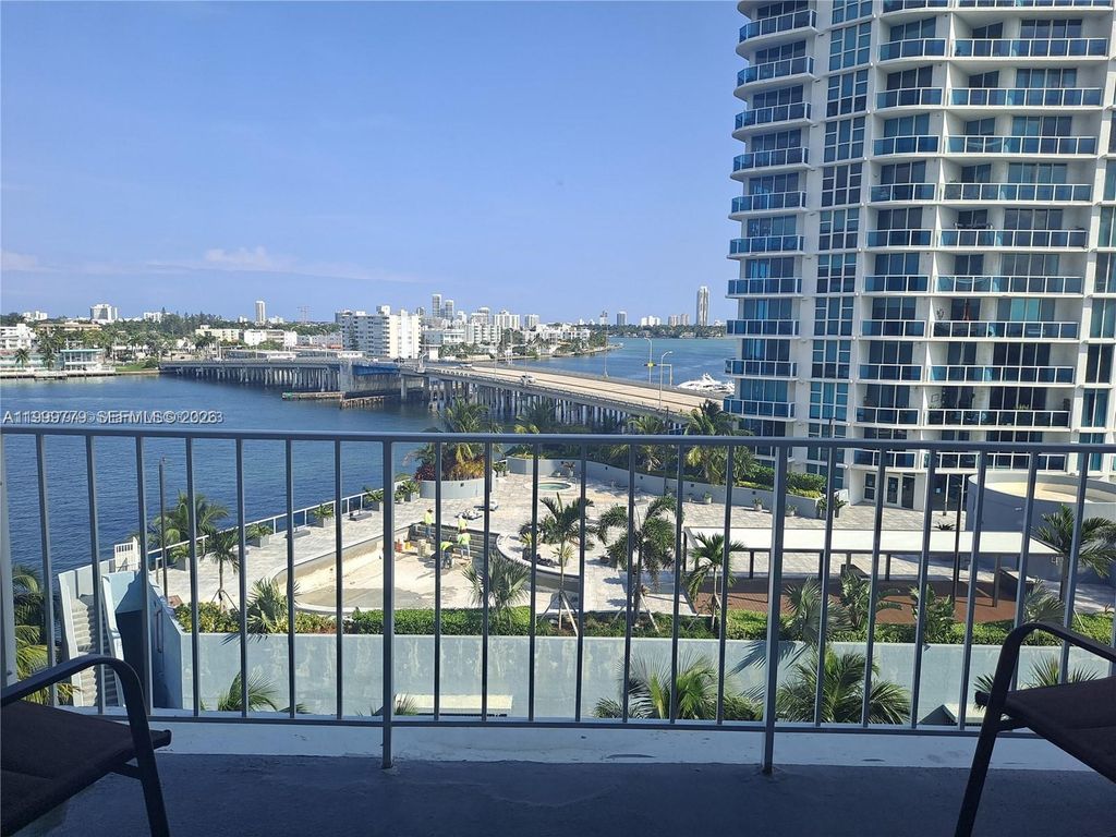 1865 79th St Cswy 8E, North Bay Village, FL 33141