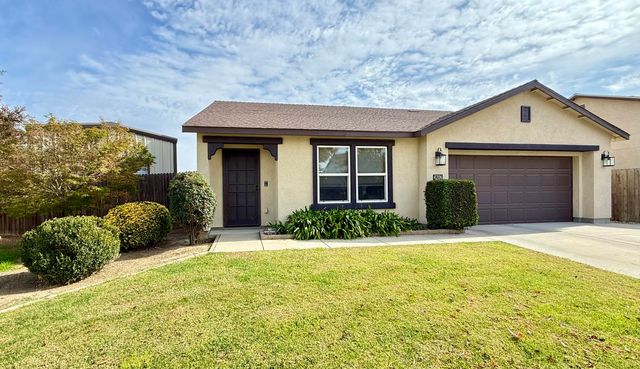 4206 S Julieann Court, Visalia, CA 93277