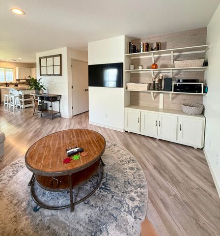 4206 S Julieann Court, Visalia, CA 93277