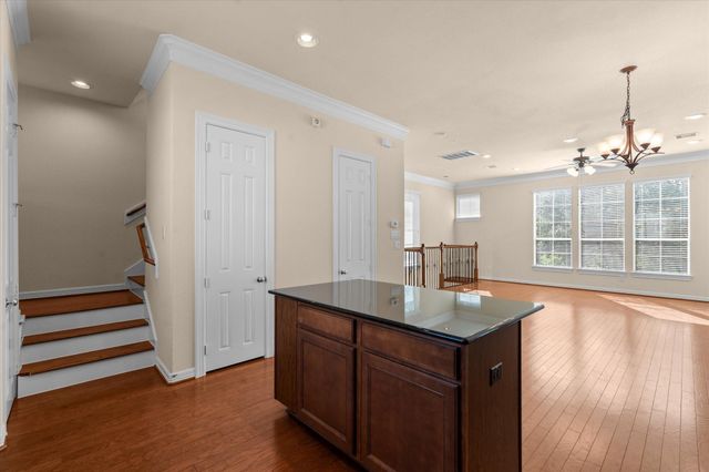 3318 Clearview Villa Way, Houston, TX 77025