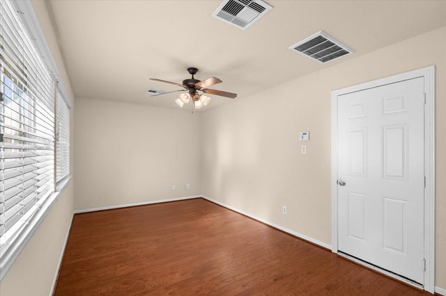 3318 Clearview Villa Way, Houston, TX 77025