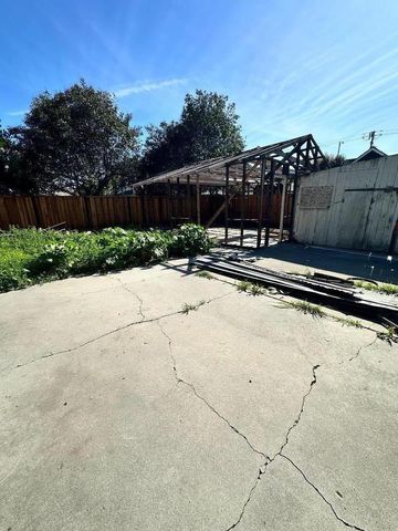 1072 Vine Street, San Jose, CA 95110