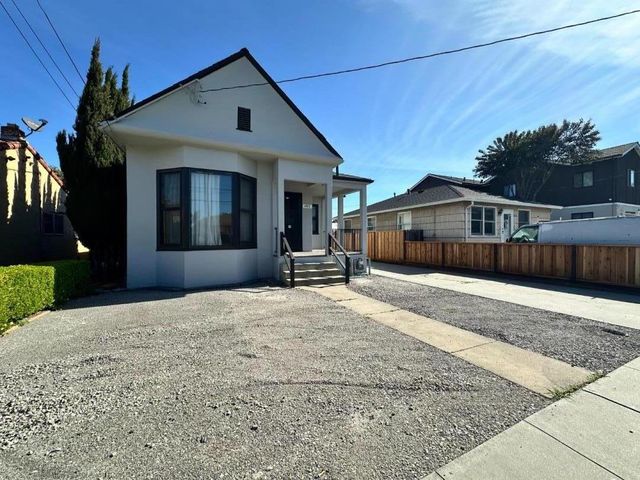 1072 Vine Street, San Jose, CA 95110