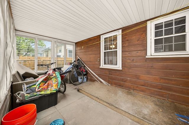604 Woodlawn Street, Fall River, MA 02720